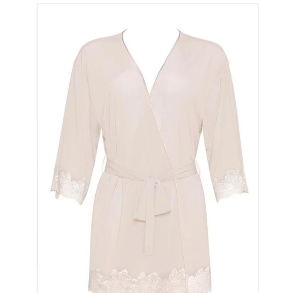 Microfiber Peony Robe - Picture 3 of 3